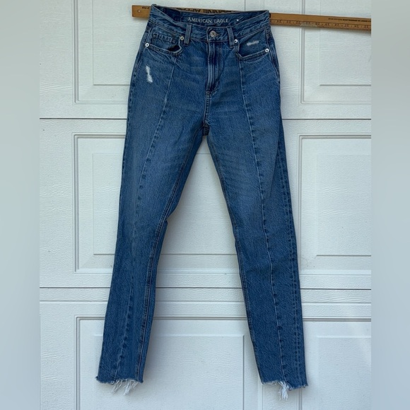 American Eagle Vintage High Rise Straight Leg Jeans 
Size US 00 Long - Picture 1 of 2